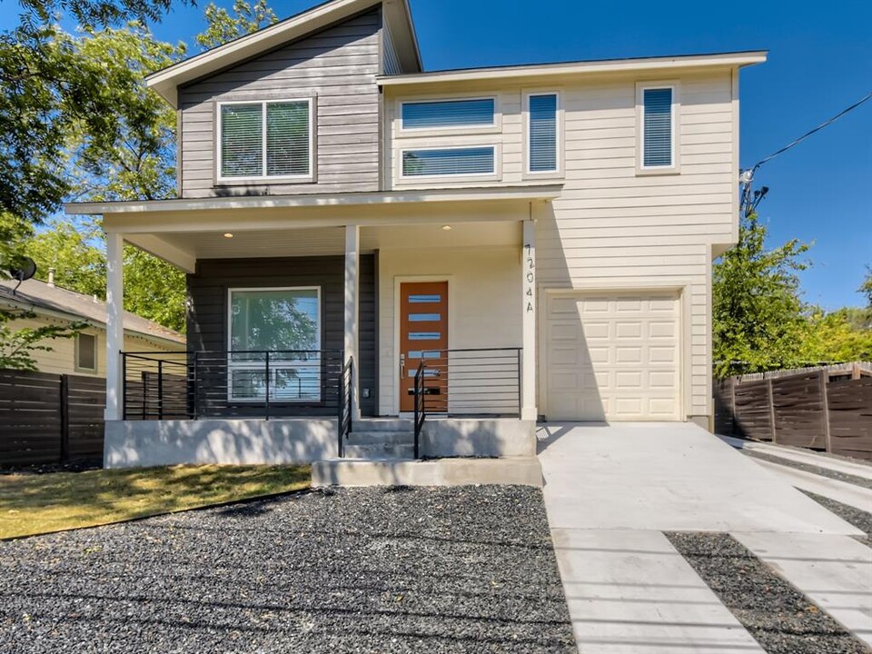 7204 Bennett Ave in Austin, TX - Building Photo