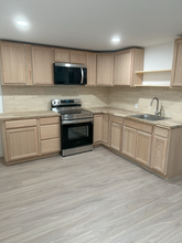 194 Westview Dr, Unit B in Sanford, ME - Building Photo - Building Photo