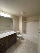 16401 NW Chadwick Way in Portland, OR - Building Photo - Building Photo