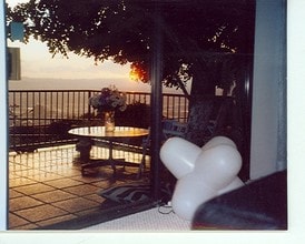 1705 Cam De Villas in Burbank, CA - Building Photo - Building Photo