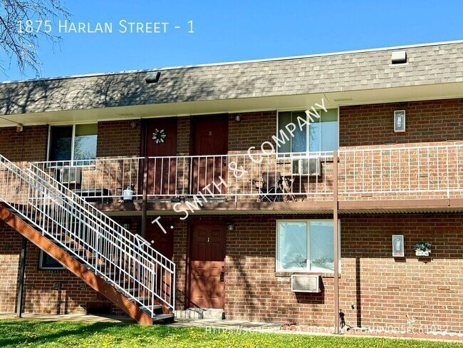 1875 Harlan St in Lakewood, CO - Building Photo - Building Photo