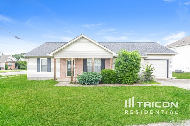 property at 928 Pin Oak Dr