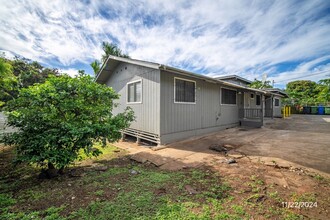 96-239 Waiawa Rd in Pearl City, HI - Foto de edificio - Building Photo