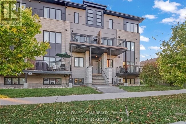 property at 440 Via Verona Ave