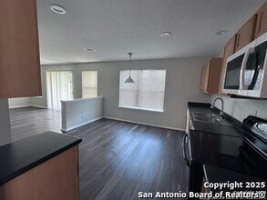 11007 Baffin Oaks in San Antonio, TX - Building Photo - Building Photo