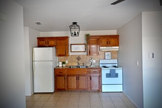 Gardenia Apartments-OLD in McAllen, TX - Building Photo - Interior Photo