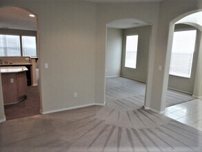 4221 Pavo Ct in North Las Vegas, NV - Building Photo - Building Photo