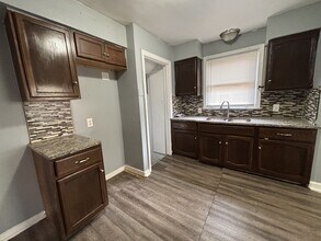 20300 Gilchrist St in Detroit, MI - Building Photo - Building Photo