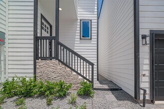 1352 W 24th St in Houston, TX - Building Photo - Building Photo