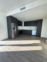 162 NE 23rd St, Unit C2 in Miami, FL - Building Photo