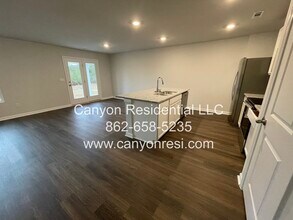 122 Syd Rd in Owens Cross Roads, AL - Building Photo - Building Photo