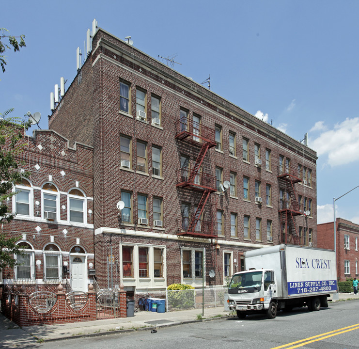 2525 Beverley Rd in Brooklyn, NY - Foto de edificio