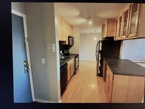 4110 Rahn Rd, Unit 207 in Eagan, MN - Building Photo - Building Photo