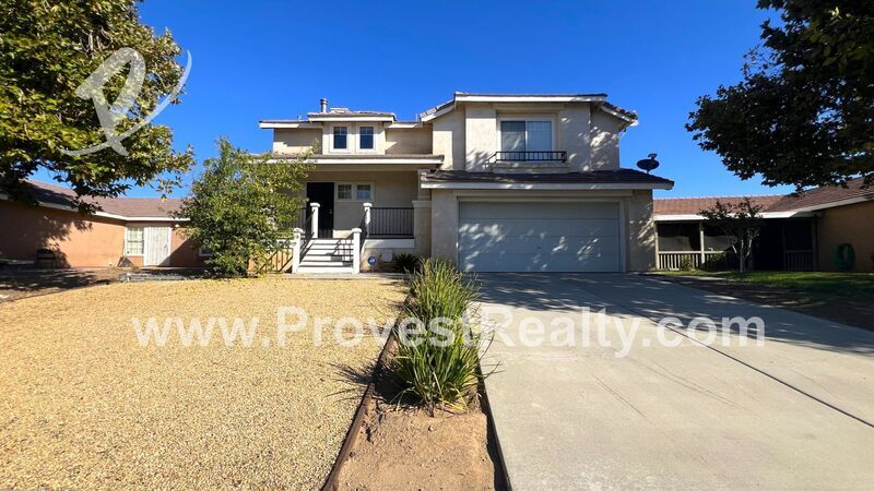 13526 W Nolina Dr in Hesperia, CA - Building Photo