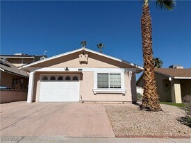 6568 Gazelle Dr, Unit 4 in Las Vegas, NV - Building Photo