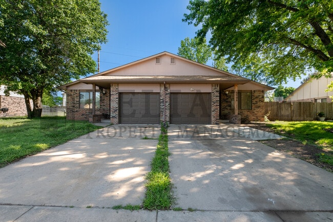 6906 W O'Neil St in Wichita, KS - Building Photo - Building Photo