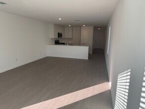 14138 Lampard St in Pilot Point, TX - Foto de edificio - Building Photo