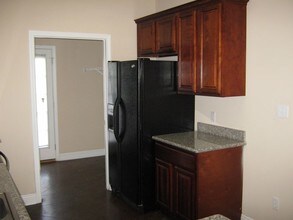 918 E Railroad St in Gulfport, MS - Building Photo - Building Photo