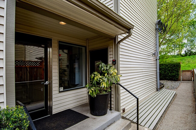 3615 Whitman Ave N in Seattle, WA - Building Photo - Building Photo