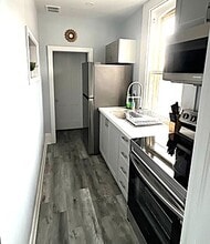 103 Blake St in Barrie, ON - Building Photo - Building Photo