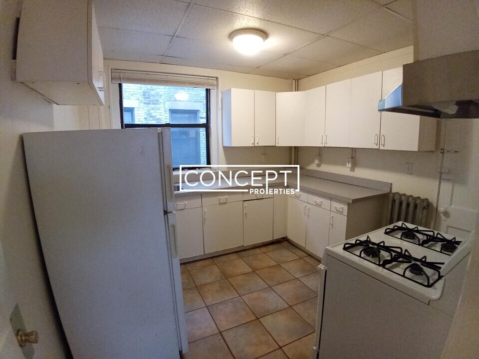 441 Cambridge St in Boston, MA - Building Photo