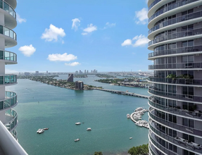 1800 N Bayshore Dr, Unit 3312 in Miami, FL - Building Photo - Building Photo