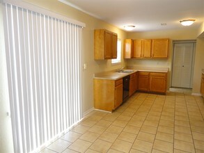 5123 Milhouse Rd in Indianapolis, IN - Building Photo - Building Photo