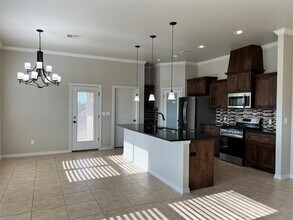 203 Lyla Glen Dr in Washington, OK - Building Photo - Building Photo