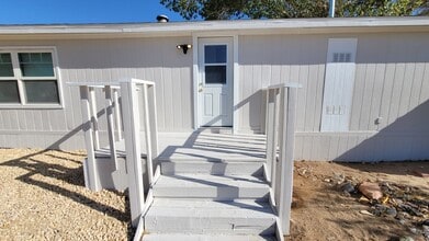 43371 Cottonwood Rd in Newberry Springs, CA - Building Photo - Building Photo