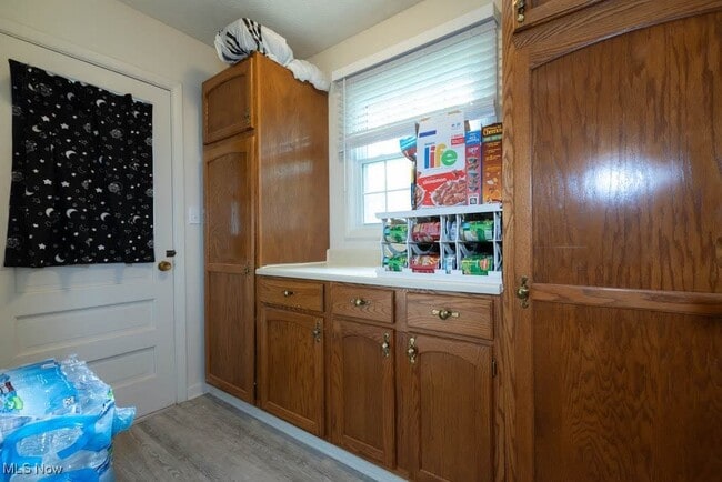 property at 5940 Hansom Dr