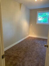 2508 Redwood Ct in Newberg, OR - Building Photo - Building Photo