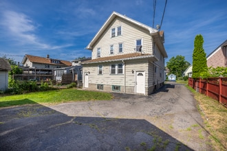 112-114-114 Fairview Ave in Rochester, NY - Building Photo - Building Photo