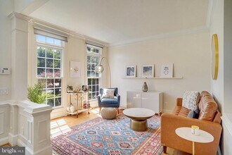 5229 Winter View Dr in Alexandria, VA - Building Photo - Building Photo