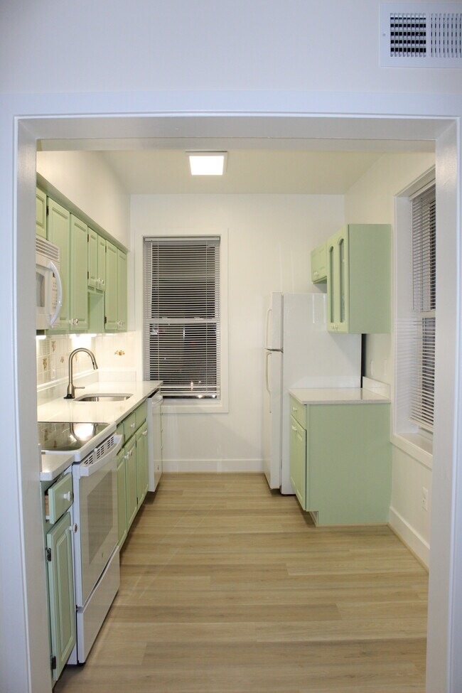 2201 15th St NW in Washington, DC - Building Photo - Building Photo