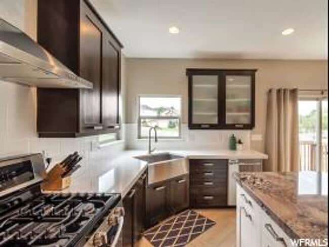 521 Aspen Peak Dr in South Jordan, UT - Building Photo - Building Photo