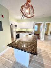 81 America St-Unit -83A-3F in Providence, RI - Building Photo - Building Photo