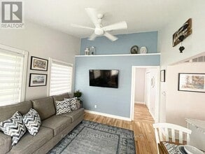 3360 Bethune Ave in Fort Erie, ON - Building Photo - Building Photo