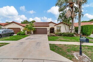 7883 Villa Nova Dr N in Boca Raton, FL - Building Photo