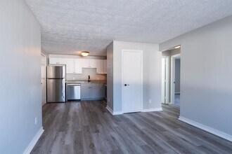 535 Calef Rd in Manchester, NH - Building Photo - Building Photo