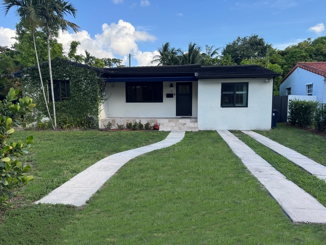 property at 8 Corydon Dr