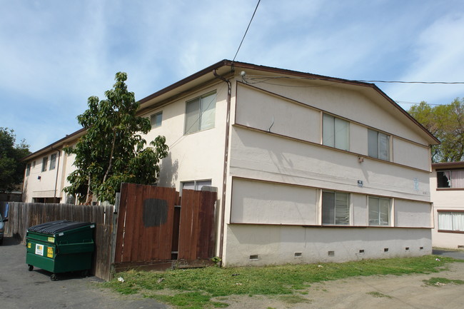 6561 Graham Ave in Newark, CA - Building Photo - Building Photo