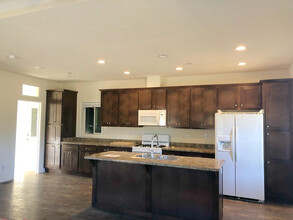 24001 S Highway 1 in Point Arena, CA - Building Photo - Interior Photo