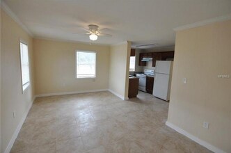 315 SE Dr M.L.K. Jr Ave, Unit 5 in Mulberry, FL - Building Photo - Building Photo