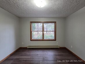 10 Hartley St in Lewiston, ME - Building Photo - Building Photo