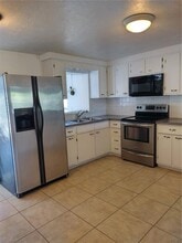 2103 Hess Dr in Holiday, FL - Building Photo - Building Photo