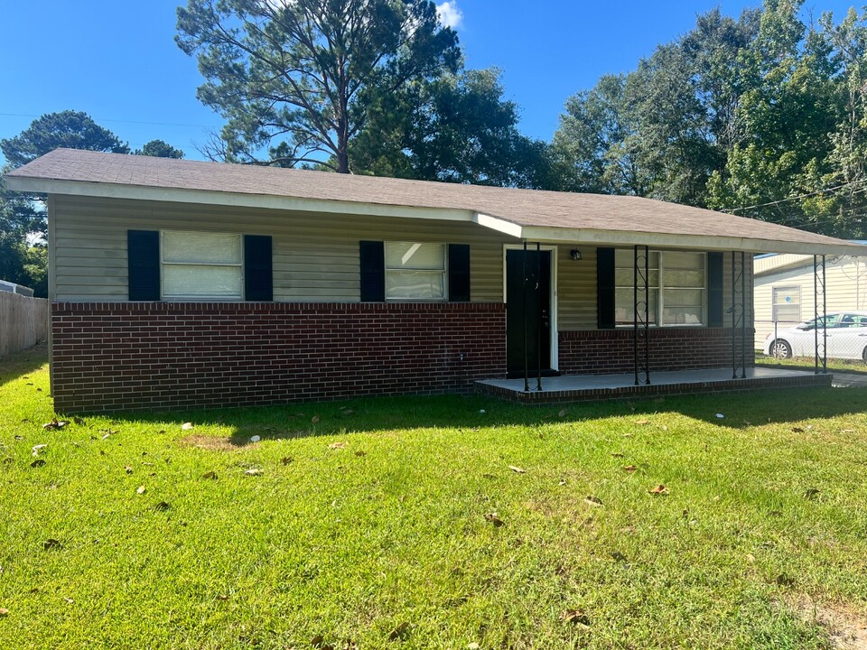 2183 Lamore Dr in Columbus, GA - Building Photo