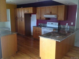 10989 Roseanna Dr in Northglenn, CO - Building Photo