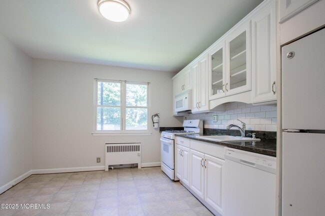 132 South St in Red Bank, NJ - Building Photo - Building Photo