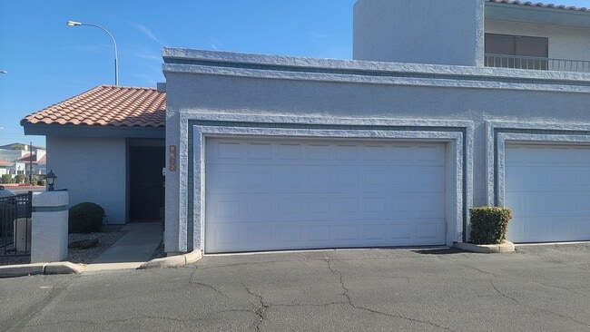 property at 8627 N Shadow Ln
