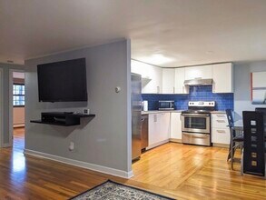 80 Renwick Rd in Wakefield, MA - Building Photo - Building Photo